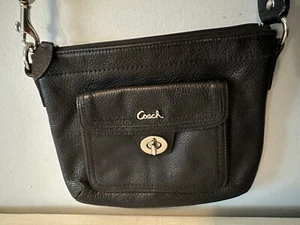 Coach Black Pebbled Leather Crossbody Bag Purse F45012 - Picture 1 of 7