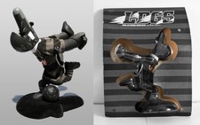Michael lau lamdog 09-soccer-ldgs - 9 inches-vinyl urban street art