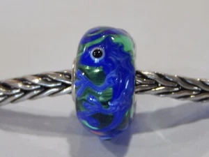 TROLLBEADS ÚNICO EN SU CLASE Gecko Critter EVENTO ÚNICO RARO AZUL CC (UNA CUENTA) ¡NUEVO! - Imagen 1 de 11