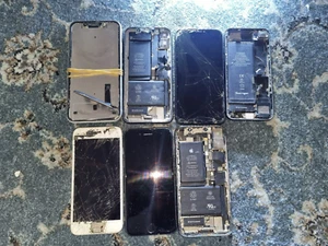 SCHROTT 9x Apple iPhone 6,7,8 XR,X (oder XS) - RESTPOSTEN, KONVOLUT AA4042 - Bild 1 von 2