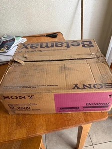 Sony Betamax SL-2500 VCR Probado Funciona De Colección Años 80 Nueva Caja Manuales Cables Limpio - Imagen 1 de 8