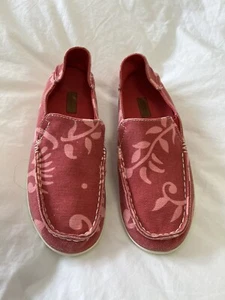 Olukai Nohea Canvas Print Slip On Shoes Drop in Heel Red Women US7 EU37 - Picture 1 of 7