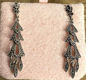 Vintage 925 Sterling Silver Marcasite Dangle Drop Pierced Earrings ๐ - Picture 1 of 6