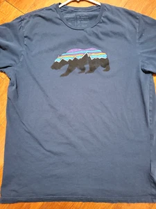 Patagonia Mens Blue Organic Cotton Short Sleeve Shirt Size Large Bear Graphic - Picture 1 of 11