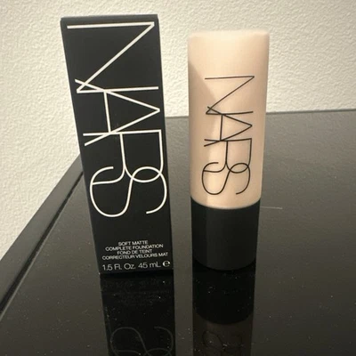 NARS Soft Matte Complete Foundation - # Mont Blanc (Light2) 45ml/1.5oz - Image 1 of 3