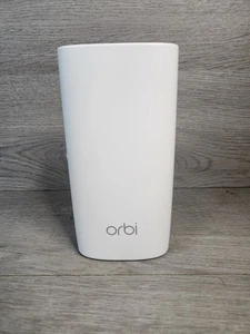 NETGEAR Orbi RBW30 Wall-Plug Whole Home Mesh WiFi Satellite Extender FOR PARTS - Picture 1 of 2