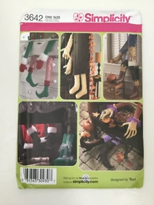 Simplicity 3642 Seasonal Decor Peeking Feet Hands Halloween Santa Mummy - Picture 1 of 4