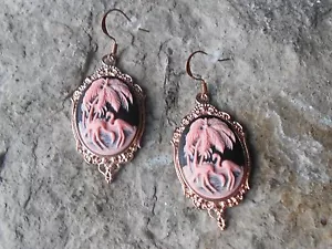 FLAMINGO CAMEO ROSE GOLD TONE COPPER EARRINGS - TROPICAL, VACATION, CRUISE - Picture 1 of 2