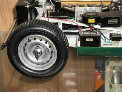 'Dunlop' style wheels for 1/8 scale Revell Monogram E Type Jaguar car kit - Image 1 of 4