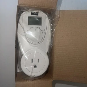 Dayton 15F626 Line Voltage Thermostat, 110 to 125VAC, 1 Stage (LTB1) - Picture 1 of 3