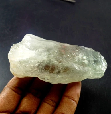 Piedra preciosa suelta áspera de amatista verde etíope natural de 732,95 quilates con certificación GIE Foto 1 de 4