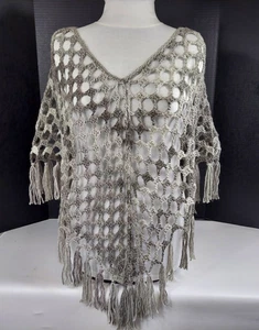 Handarbeit Boho Poncho Schal Fransen grau weiß Einheitsgröße Wollmischung - Bild 1 von 4