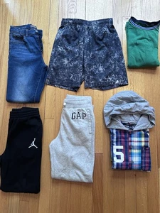 Jungen Bekleidungspaket 6 Stück Größe 10-12 Hosen Jogginghosen Jordan Gap Tommy Hilfiger Uniqlo - Bild 1 von 20