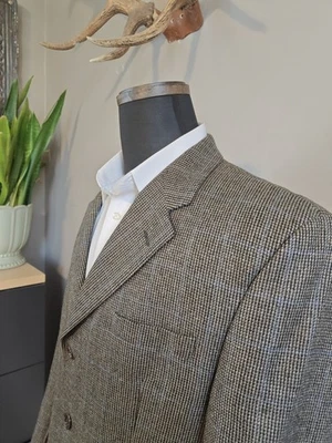 🇺🇲 Vtg Marshall Fields Men's 42r Brown Blue Check Three Button Sports Coat - Image 1 of 4