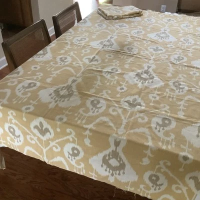 "Tela Magnolia Homes Ikat ~ patrón de Java ~ cebada - 2 cortes ~ 2 1/3 yardas + 62""" Foto 1 de 3