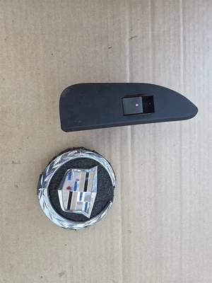 Cadillac CTS 2009-2014 interruptor de ventana panel de puerta lado del conductor trasero izquierdo 20845790 Foto 1 de 4