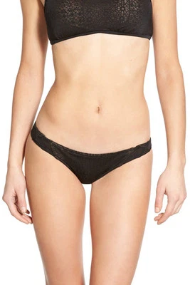 RVCA BIQUÍNI JACQUARD CALCINHA DE NATAÇÃO CONDENADA GEO CINTURA BAIXA ATREVIDA PRETA MÉDIA NOVA US$ 50 - Imagem 1 de 4