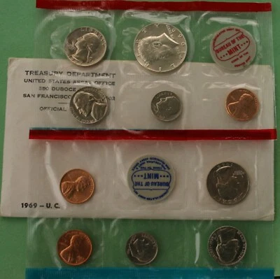 1969 United States Mint Annual Uncirculated P and D 10 Coin Set BU - Image 1 of 2