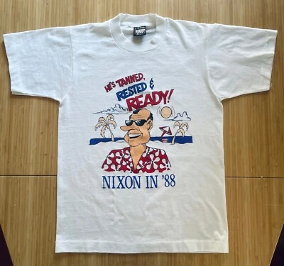 RARA Camiseta De Colección Nixon In 88 He’s Tanned Rested & Ready Puntada Única Pequeña Foto 1 de 4