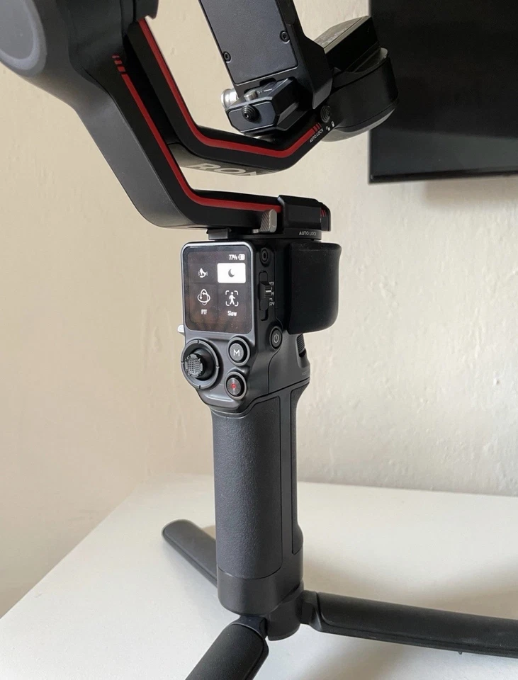 Estabilizador de cardán DJI RS 3 Foto 1 de 3