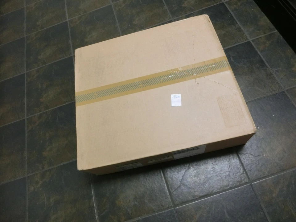 7309DFX / 7309HCM- IBM G8264CS 48-port 10GbE, 12 Omni Ports 8 Gb FC, 4x QSFP+ - Image 1 of 3