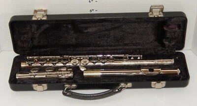 Bundy Selmer FLAUTA CON ESTUCHE RÍGIDO NEGRO Forro Terciopelo Negro Serie #360622 Foto 1 de 4