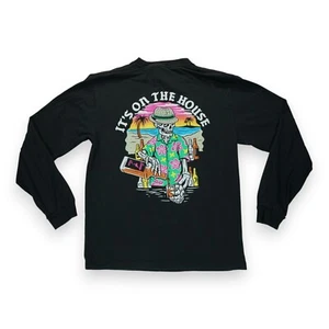 Retrofit Shirt Adult Medium Black Skull Skeleton Alcohol Bartender Vacation  - Picture 1 of 4