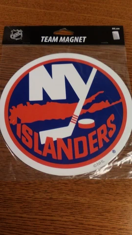 NHL NEW YORK ISLANDERS MAGNET NEW IN PACKAGE CAR MAGNET 6" diameter Cover