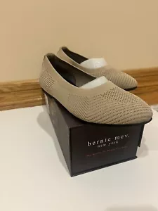 Bernie Mev Women's Nikki Flat Shoes - Size 37 - New in Box - Free Shipping - Picture 1 of 5