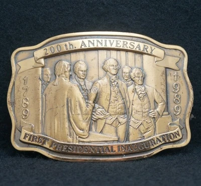 WD05165 NOS VINTAGE 1989 PRIMERA INAUGURACIÓN PRESIDENCIAL 200º ANIVERSARIO. Hebilla de cinturón Foto 1 de 3