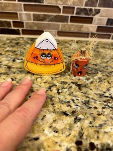 NEW Tabletop Halloween Decor Decorations  - Picture 1 of 1