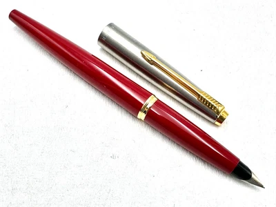 PLUMA ESTILOGRÁFICA DE ACERO INOXIDABLE PARKER 45 RAGE ROJA DE COLECCIÓN MENOS COMÚN c1965 10K F Foto 1 de 4