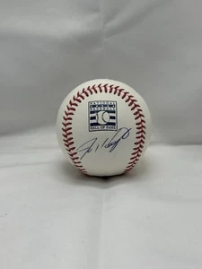 Ivan Pudge Rodriguez Autograph Signed Hall of Fame Baseball ball JSA COA - Picture 1 of 3