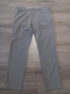 Tommy Bahama Herren grau ON PAR IslandZone vorne flach Golf Chino Hose Größe 36x32 - Bild 1 von 6
