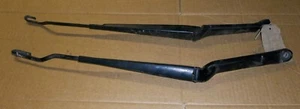 TOYOTA AVENSIS 1997-2003 PAIR OF FRONT WIPER ARMS - Picture 1 of 6