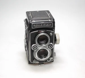 Rolleiflex 3.5B + Zeiss Tessar 75mm F3.5 - Picture 1 of 11