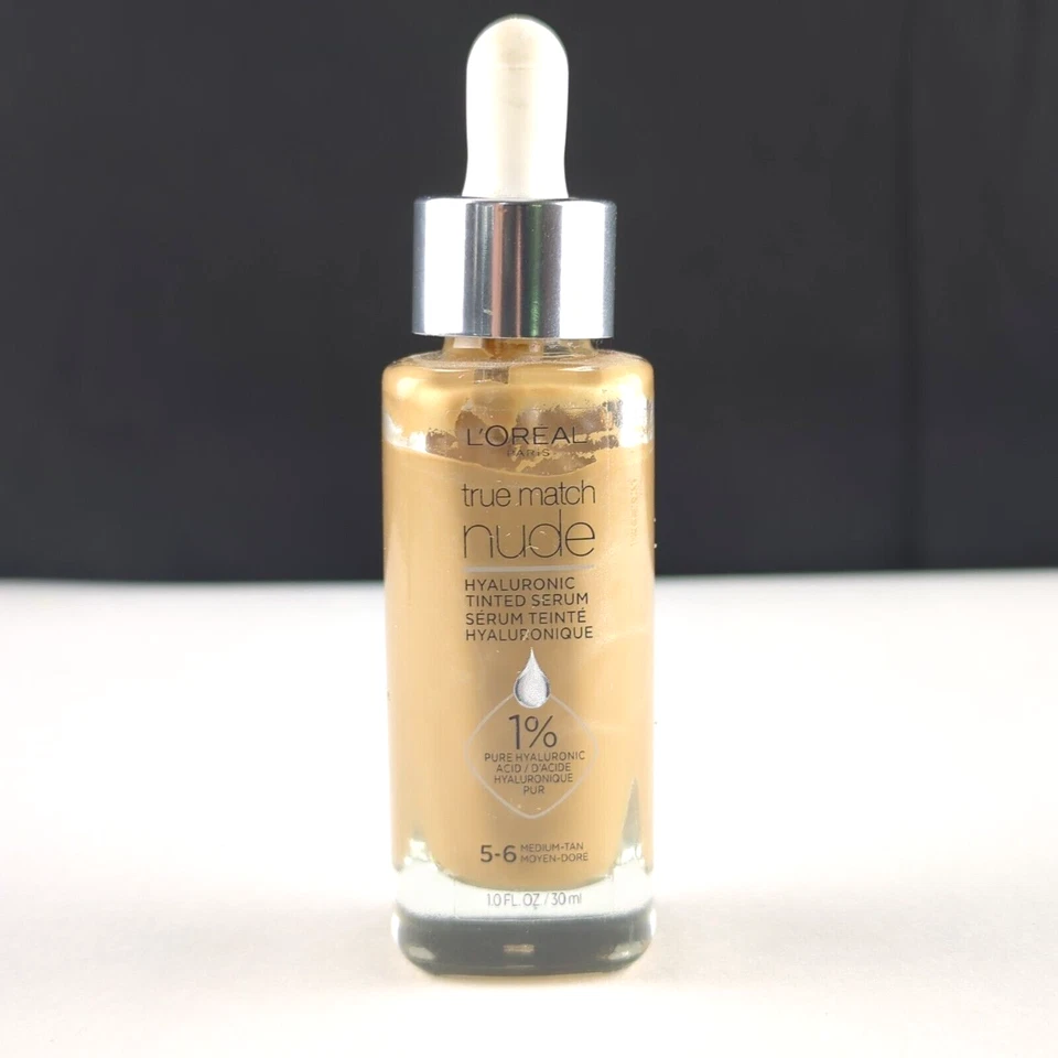 Suero tintado hilaurónico desnudo L'Oreal True Match "5-6 BRONCEADO MEDIO" completo 1 OZ Foto 1 de 4
