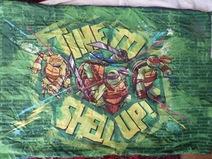 Impresionante Novedad TMNT Teenage Mutant Ninja Turtles Funda de Almohada Estándar  - Imagen 1 de 3