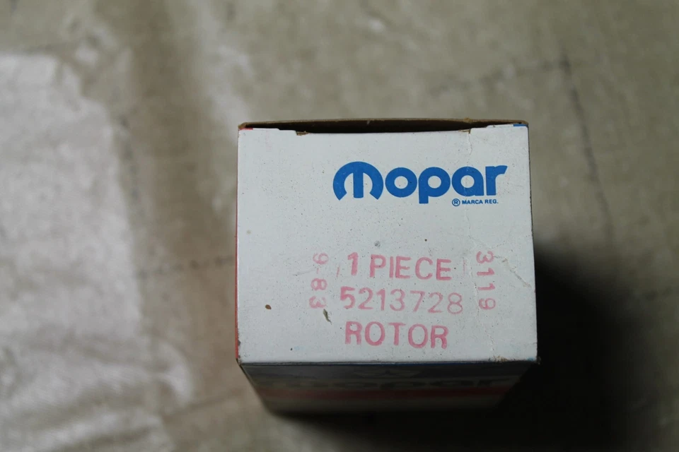 Rotor distribuidor Mopar 5213728 1984-1989 Chrysler LeBaron láser Foto 1 de 1