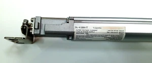 KEYENCE SL-V28H-R + SLV28H-T Receiverand Transmitter - Picture 1 of 9
