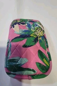 Vera Bradley Eye Glass Case  Multi Color Quilted Glass Case. - Picture 1 of 8