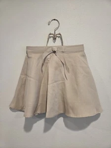 IZOD Girls' Sz 7 School Uniform Pull-on Scooter Skirt Skort Khaki Tan Faux Belt - Picture 1 of 7