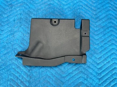 Panel de cierre de cubierta de sala de motor Lexus GX460 lado del pasajero 2010-2023 OEM Foto 1 de 4