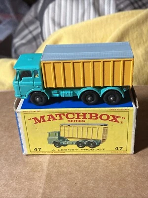 Matchbox By Lesney Made In England No.47 D.A.F Tipper Container Truck With Box - Image 1 of 4