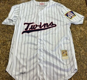 ROD CAREW MINNESOTA TWINS Mitchell & Ness Jersey  Throwback 1967 Size 48 *Defect - Picture 1 of 20