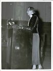 Doc. Kock Launches The Discussion At The Concer... - Vintage Photograph 670858
