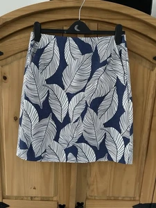 Ladies Size Hobbs Navy & White Leaf Print A Line Skirt With Pockets Zip Up Back - Picture 1 of 10