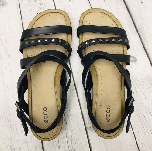 Sandali ECCO da donna neri in pelle con borchie e cinturino casual US 7 EU 38