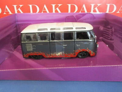 Die cast 1/24 1/25 Modellino Furgone Volkswagen Van Samba Outlaws by Maisto - Immagine 1 di 4
