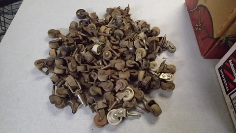 LOT OF 85 ANTIQUE FURNITURE CAST IRON VINTAGE CASTER WHEELS DESKS CHAIRS TABLES Cover